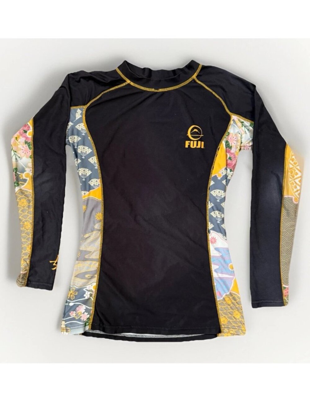 Fuji Athlete Rash Guard Jersey Women’s Size Small